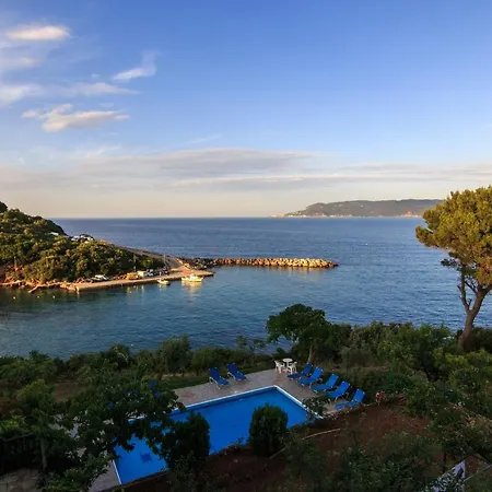 Studios Avra Agios Georgios  Exterior photo
